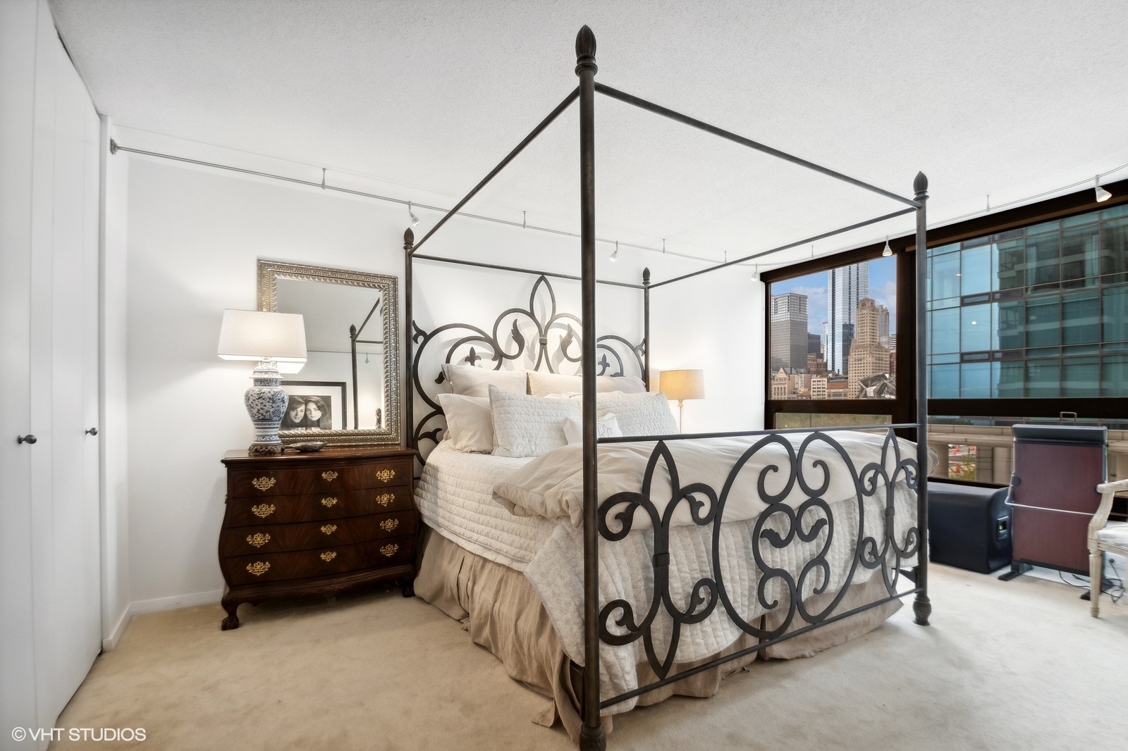 Undisclosed Address Chicago, IL 60601 - Photo 8 of 19 a front view of a house