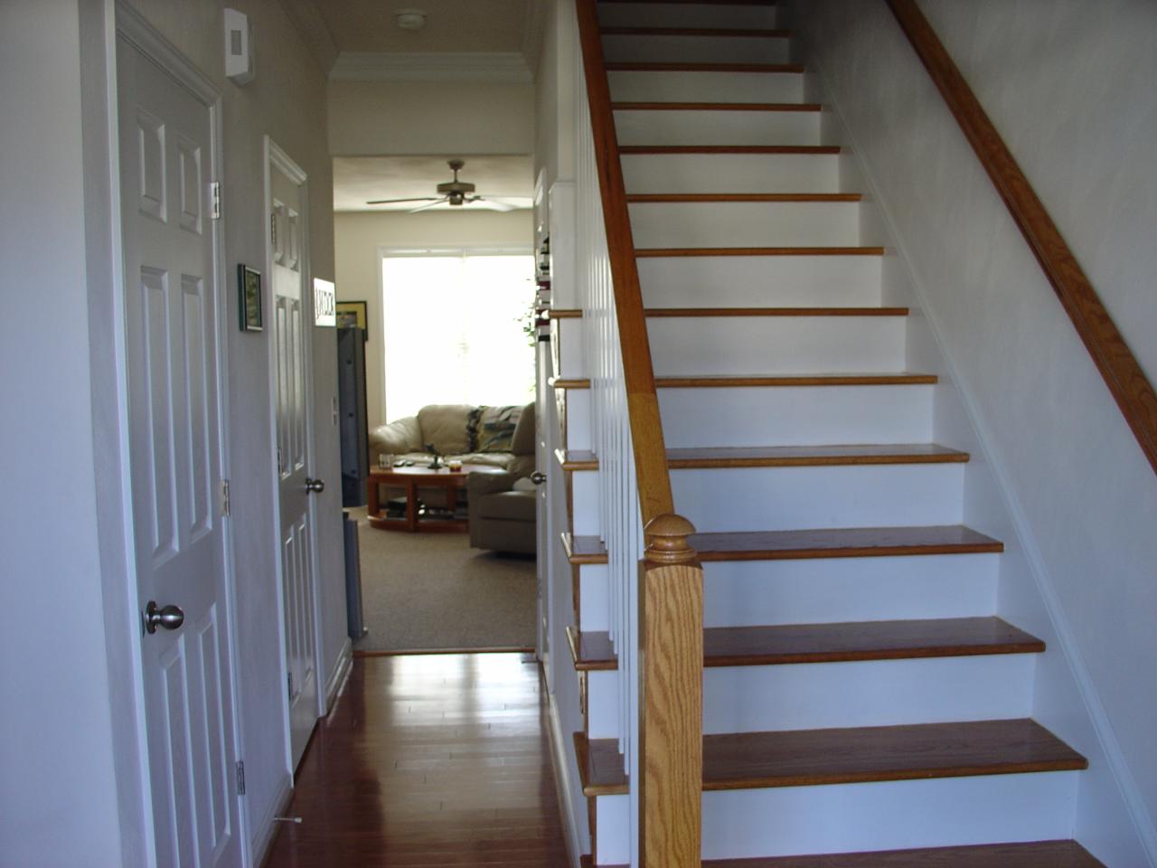 8714 Little Hoop Road Roanoke, VA 24019 - Photo 9 of 10 The Foyer Features Hardwood Floors