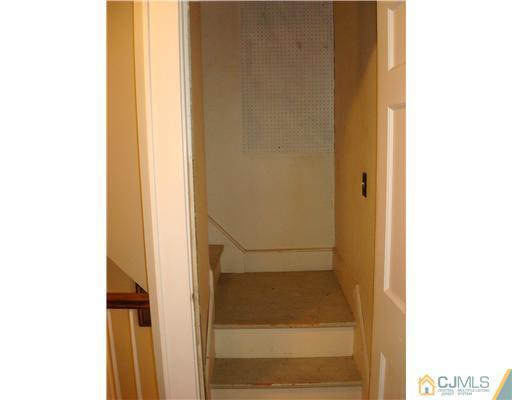 293 Franklin Road North Brunswick, NJ 08902 - Photo 21 of 25 Gallery Image 21