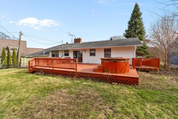 $339,900 | W5906 Valley Parkway, Shelby, WI 54601