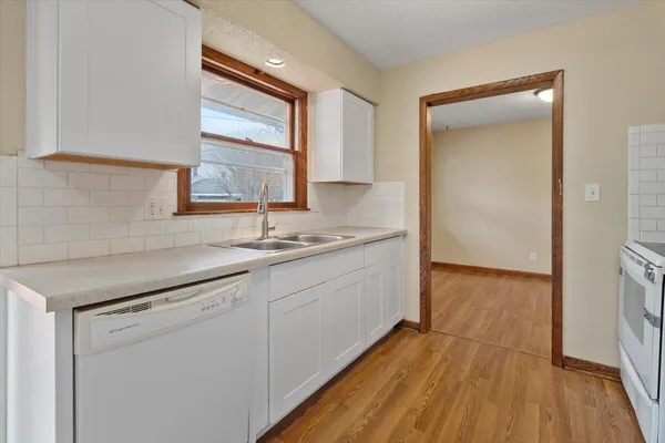 $339,900 | W5906 Valley Parkway, Shelby, WI 54601