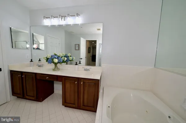 $3,200 | 112 Kendrick Place, Unit 11234, Gaithersburg, MD 20878