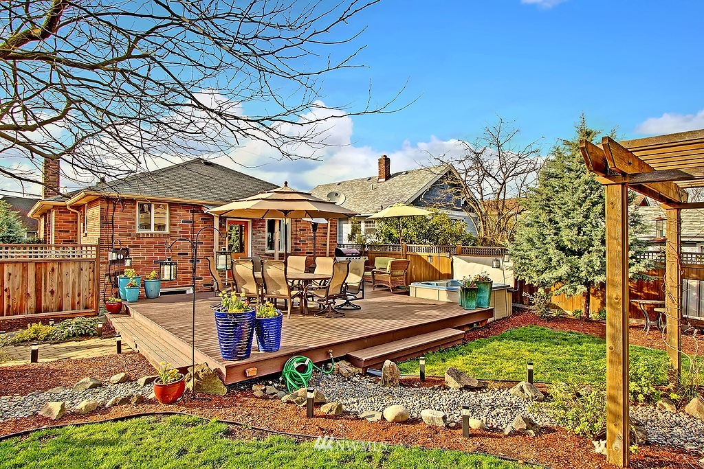 4150 Southwest Ida Street Seattle, WA 98136 - Photo 2 of 20 Gallery Image 2
