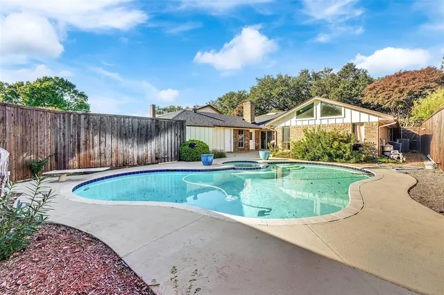 $2,500 | 10212 Panther Ridge Trail, Dallas, TX 75243