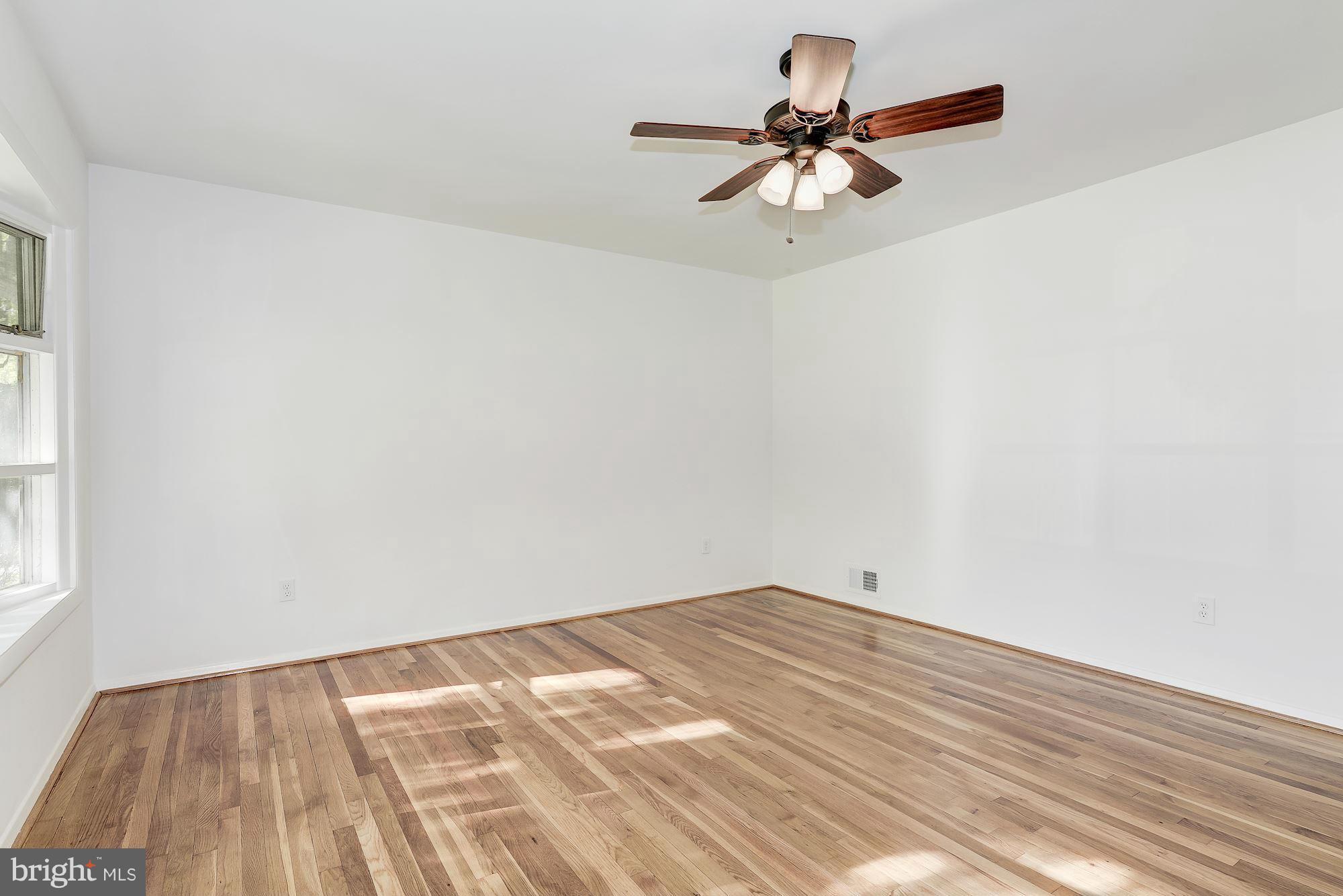 2610 Cory Terrace Silver Spring, MD 20902 - Photo 4 of 24 Family Room