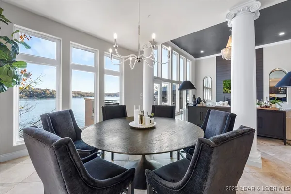 $3,050,000 | 764 Via Del Lago Drive, Sunrise Beach, MO 65079