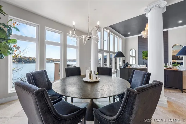 $3,250,000 | 764 Via Del Lago Drive, Sunrise Beach, MO 65079