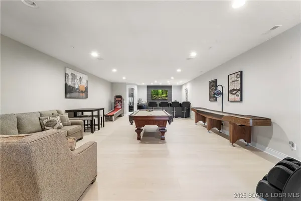 $3,050,000 | 764 Via Del Lago Drive, Sunrise Beach, MO 65079