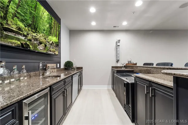 $3,250,000 | 764 Via Del Lago Drive, Sunrise Beach, MO 65079