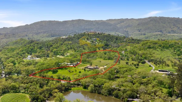 $1,595,000 | 12600 Henno Road, Glen Ellen, CA 95442