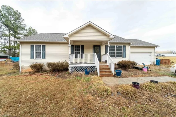 $249,999 | 3097 Us Highway South, Mocksville, NC 27028