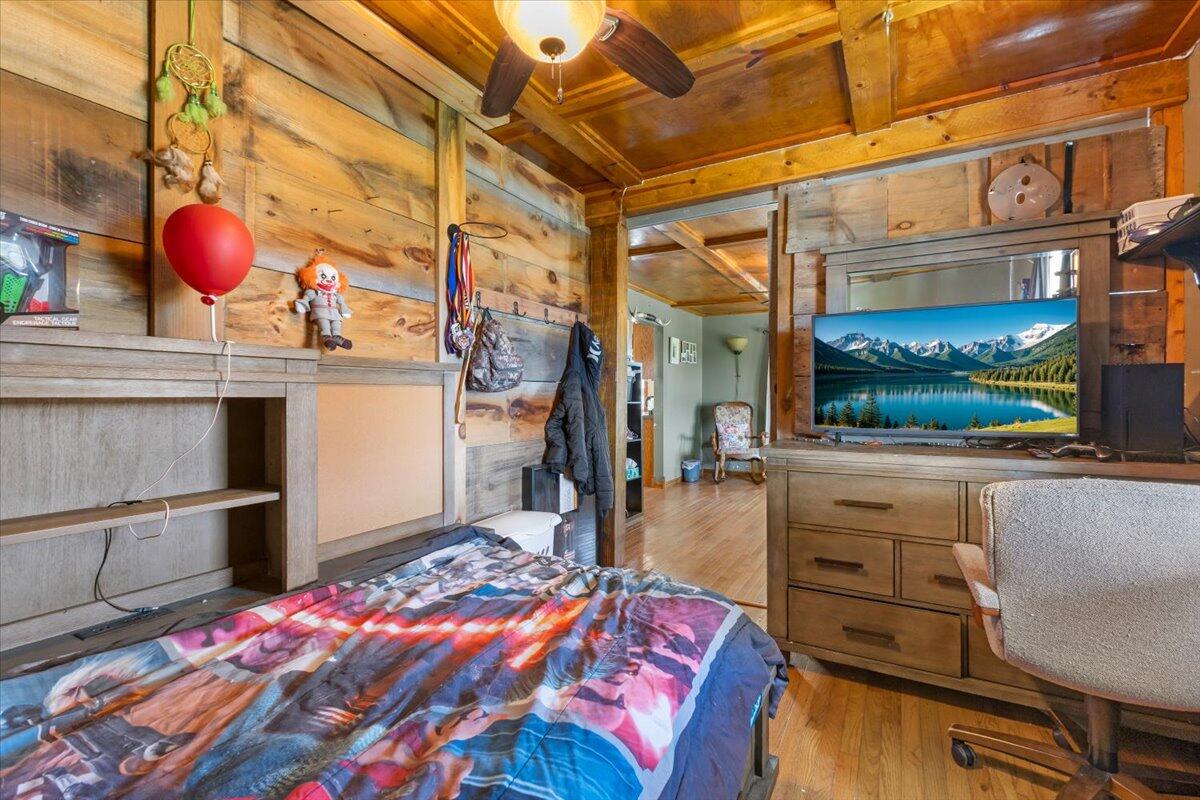 9601 Exeter Road Carleton, MI 48117 - Photo 11 of 51 42-IMG_2193