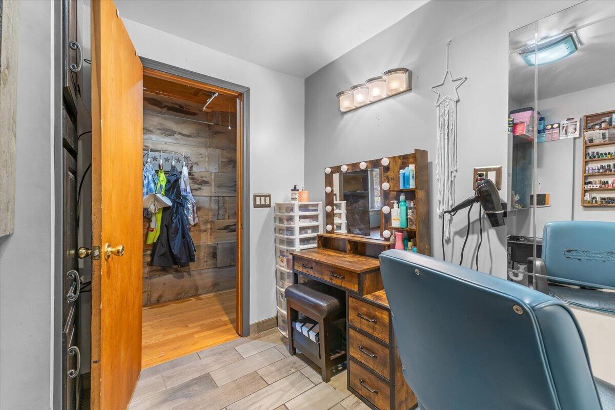 9601 Exeter Road Carleton, MI 48117 - Photo 13 of 51 44-IMG_2208