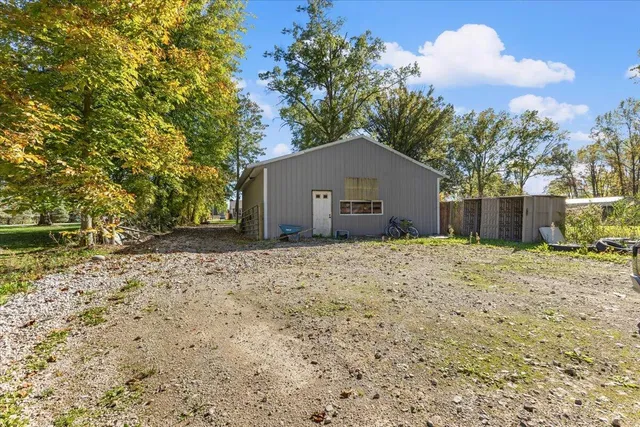 $349,900 | 9601 Exeter Road, Carleton, MI 48117