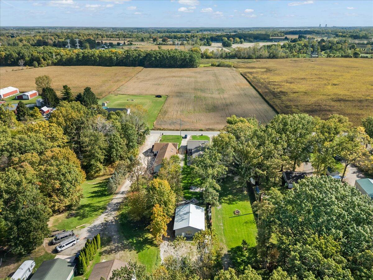 9601 Exeter Road Carleton, MI 48117 - Photo 46 of 51 33-DJI_20251016120700_0161_D