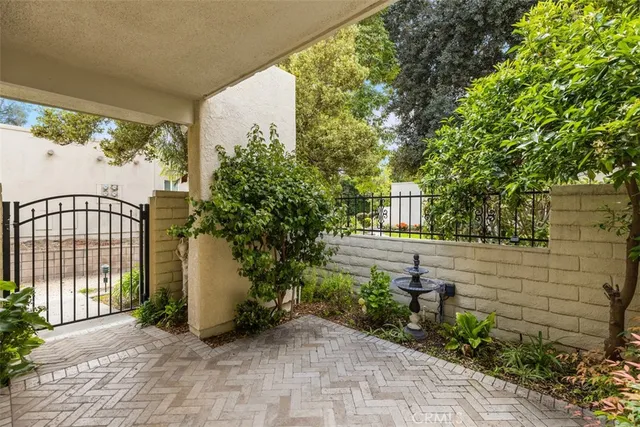 $2,800 | 2049 Via Mariposa East, Unit H, Laguna Woods, CA 92637