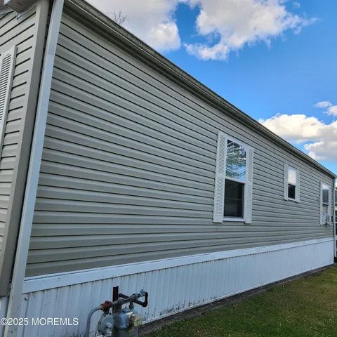 a view of a house with a garage
