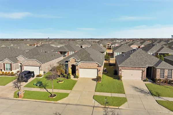 $525,000 | 1810 Port Royal Lane, Frisco, TX 75036