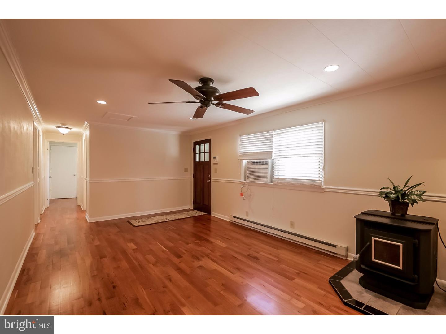 205 Brick Road Oxford, PA 19363 - Photo 13 of 25 Family Room