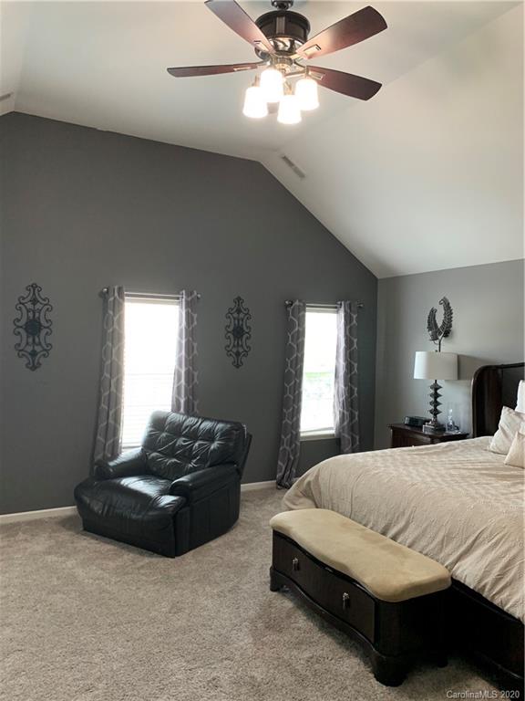 1623 Swan Drive Charlotte, NC 28216 - Photo 13 of 28 Gallery Image 13