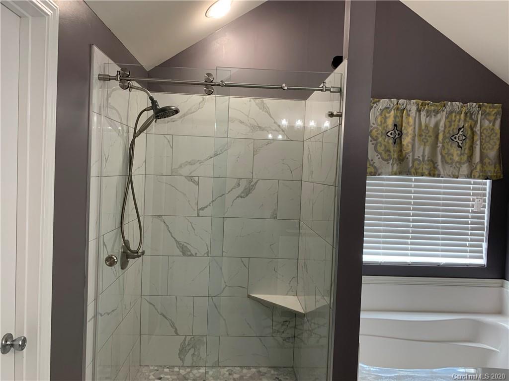 1623 Swan Drive Charlotte, NC 28216 - Photo 15 of 28 Gallery Image 15