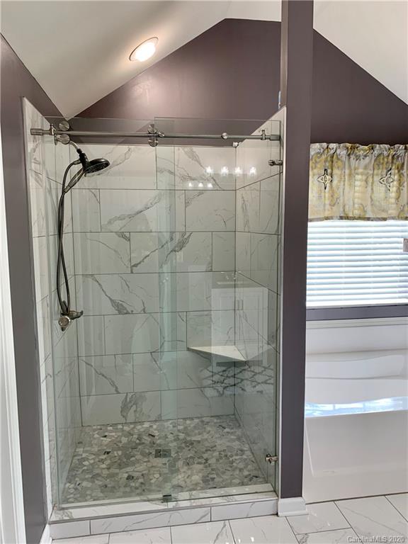 1623 Swan Drive Charlotte, NC 28216 - Photo 17 of 28 Gallery Image 17