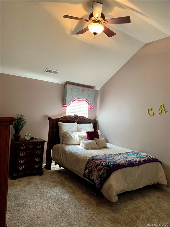 1623 Swan Drive Charlotte, NC 28216 - Photo 18 of 28 Gallery Image 18