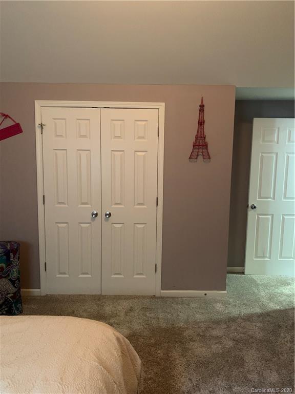 1623 Swan Drive Charlotte, NC 28216 - Photo 19 of 28 Gallery Image 19