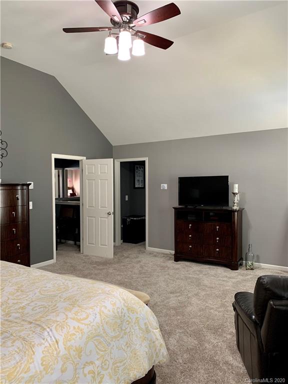 1623 Swan Drive Charlotte, NC 28216 - Photo 26 of 28 Gallery Image 26