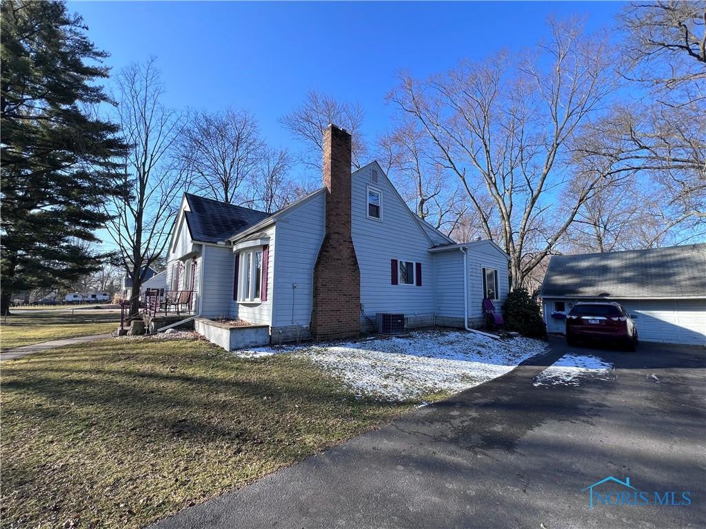 917 Harrow Road Toledo, OH 43615 - Photo 3 of 17 Gallery Image 3