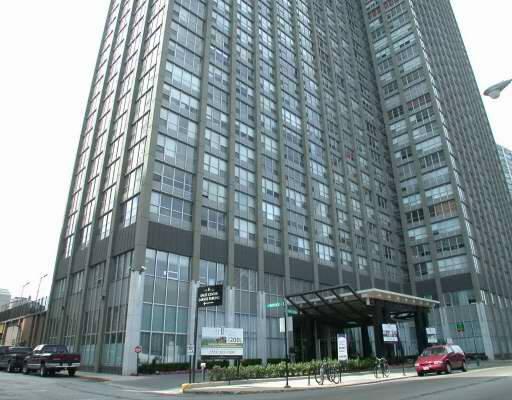 655 West Irving Park Road, Unit 307 Chicago, IL 60613 - Photo 1 of 1