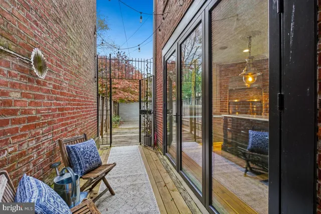 a view of outdoor space yard and patio