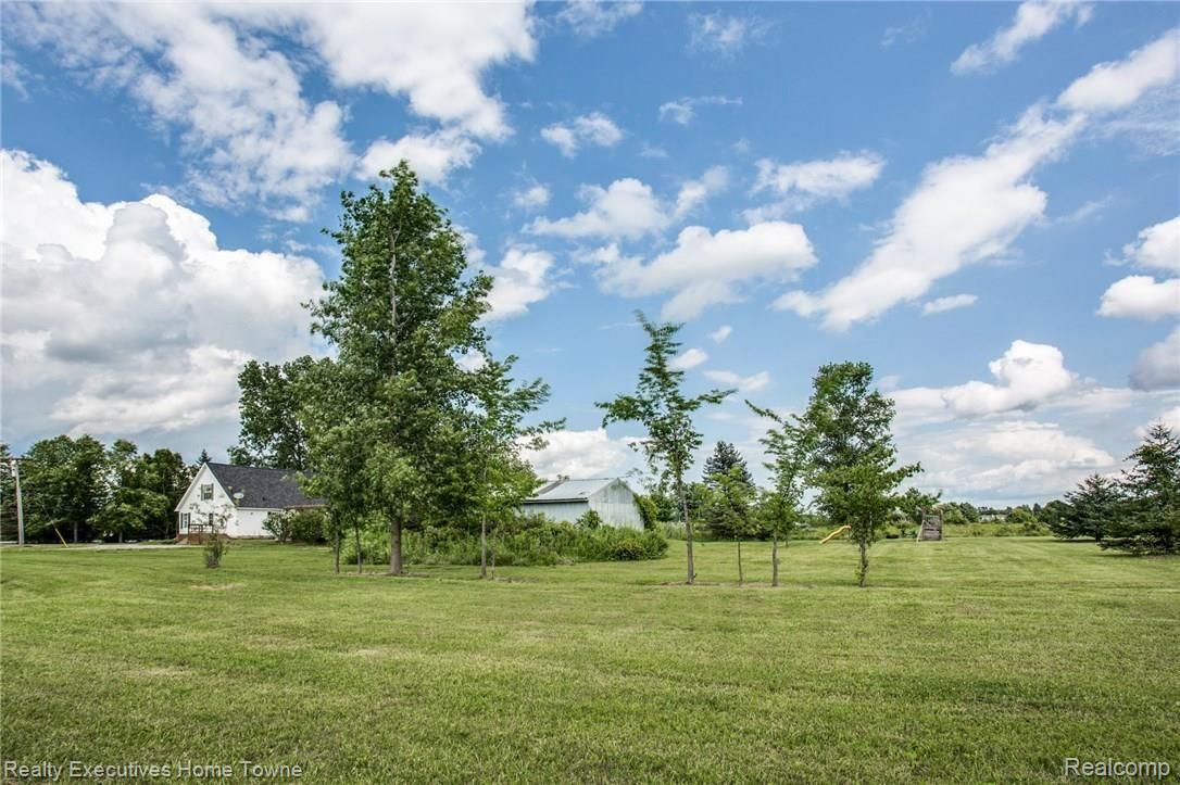 8619 Imlay City Road Avoca, MI 48006 - Photo 12 of 35 8619 Imlay City Ex-12.JPG