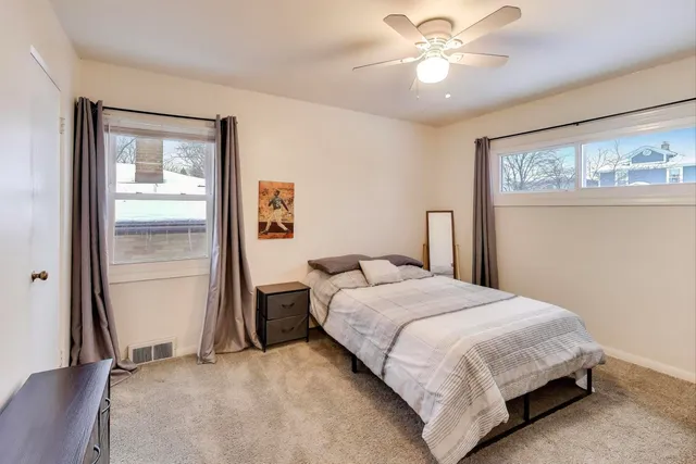 $337,500 | 3206 Sunnyside Avenue, Brookfield, IL 60513