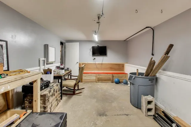 $337,500 | 3206 Sunnyside Avenue, Brookfield, IL 60513