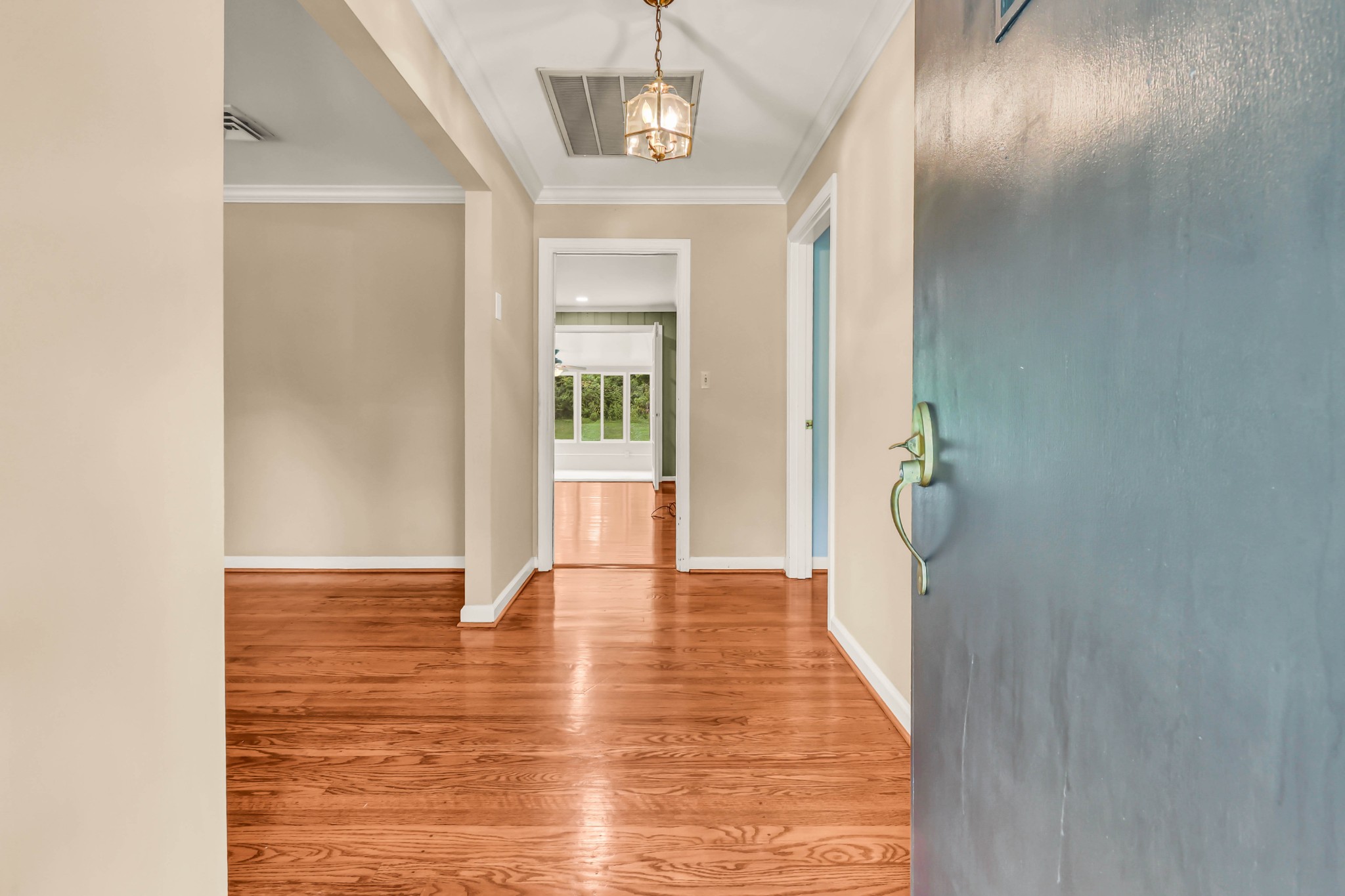 1283 Morgan Road Clarksville, TN 37040 - Photo 3 of 53