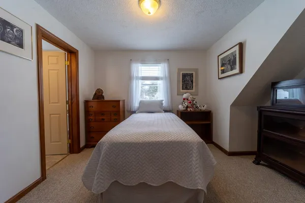 $655,000 | 5 Cross Road, Hebron, NH 03241