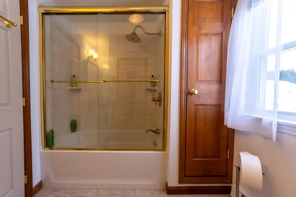 $655,000 | 5 Cross Road, Hebron, NH 03241