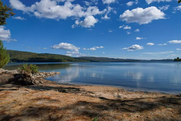 $655,000 | 5 Cross Road, Hebron, NH 03241