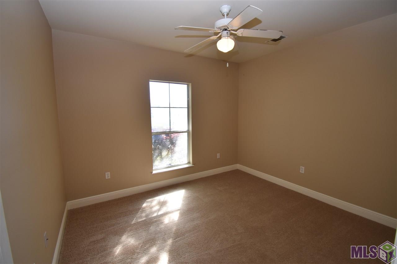 2138 Hunters Way Drive Baton Rouge, LA 70816 - Photo 10 of 22 Gallery Image 10