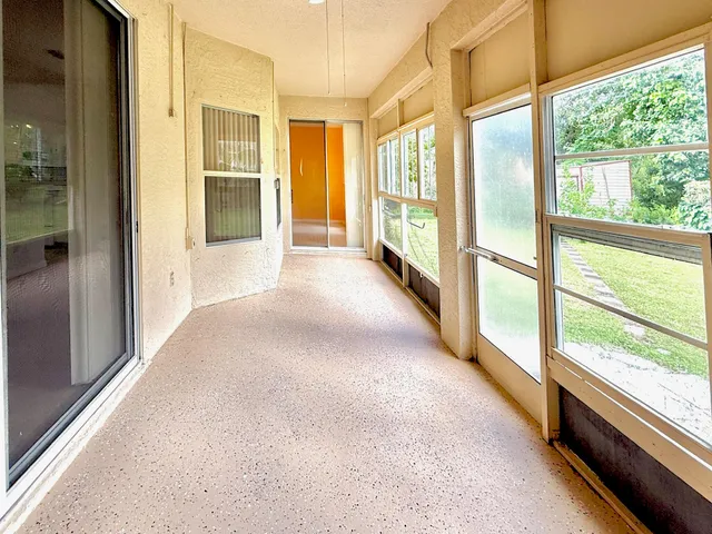 $2,600 | 332 Southwest Glenwood Drive, Port St. Lucie, FL 34984