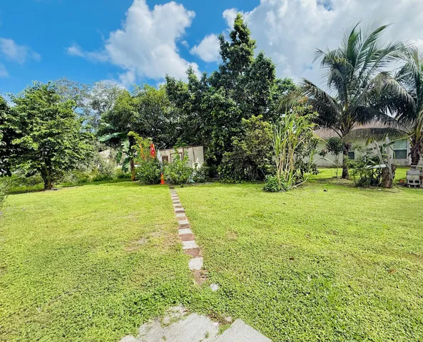 $2,600 | 332 Southwest Glenwood Drive, Port St. Lucie, FL 34984