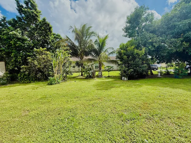 $2,600 | 332 Southwest Glenwood Drive, Port St. Lucie, FL 34984