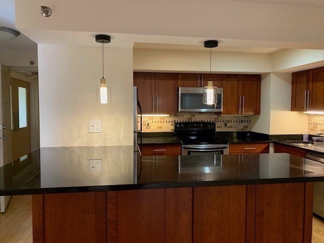 1600 Beacon Street, Unit 1012 Brookline, MA 02446 - Photo 10 of 27