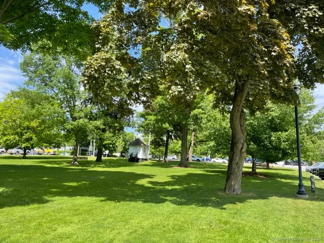 $575,000 | 154 Hunter Drive, Unit 154, Litchfield, CT 06759