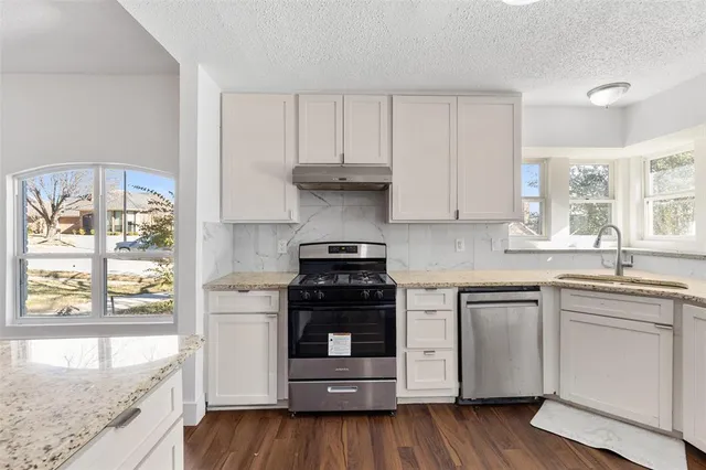 $3,200 | 3005 Club Hill Drive, Garland, TX 75043