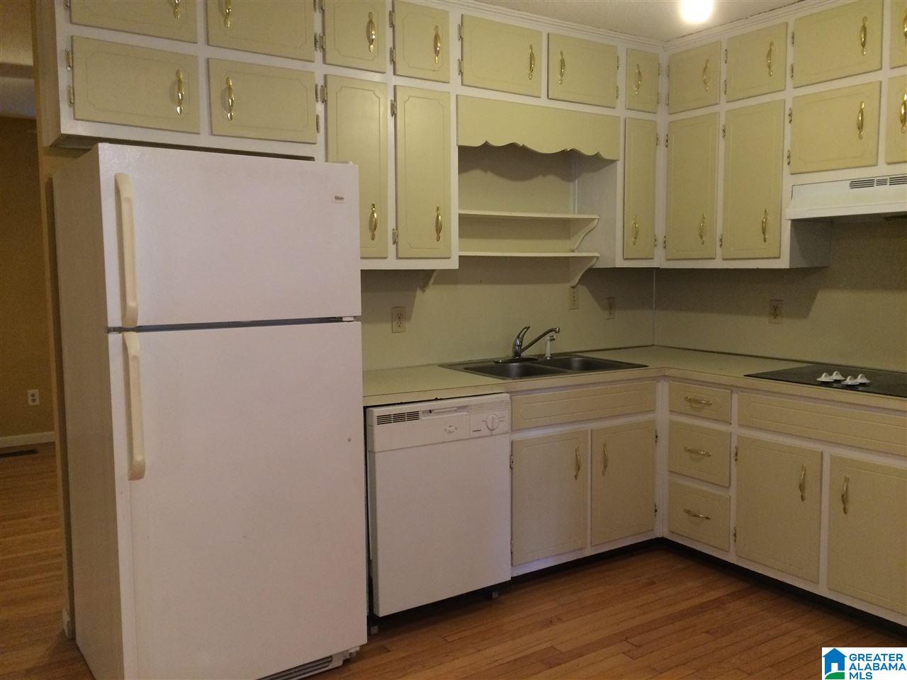 409 3rd Street North Oneonta, AL 35121 - Photo 8 of 36
