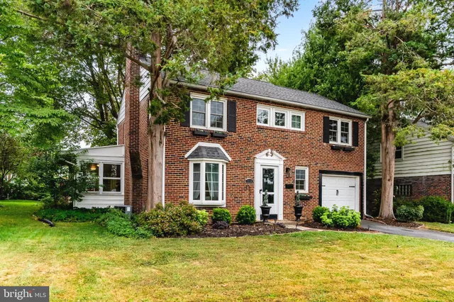 $329,900 | 1514 Carlisle Road, Camp Hill, PA 17011