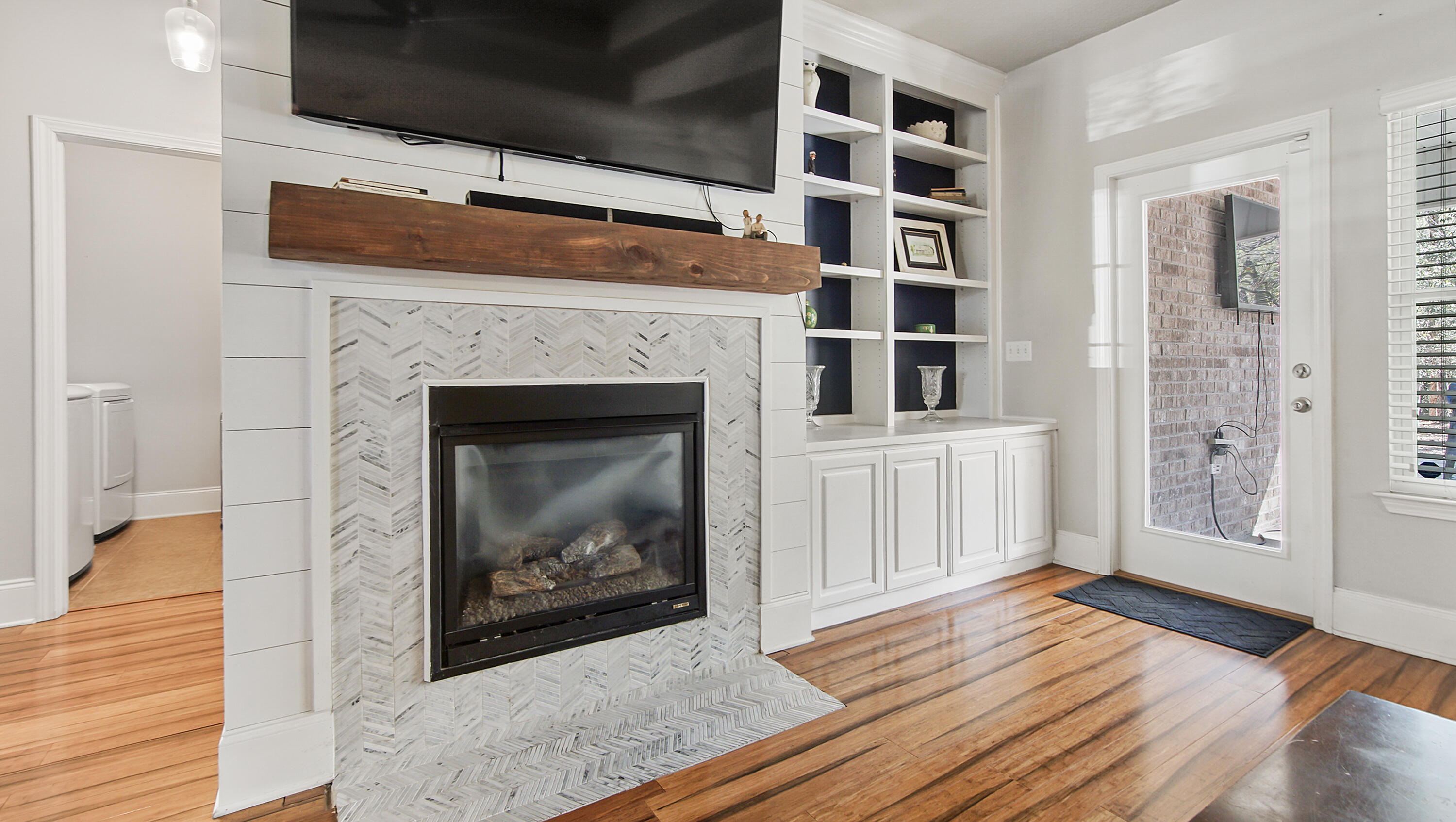 906 Symphony Way Freeport, FL 32439 - Photo 22 of 68 Fireplace