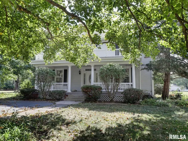 $289,900 | 320 South Fayette Street, Carthage, IL 62321